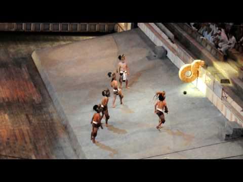 Xcaret - Pok-ta-Pok - Mayan ball game - YouTube