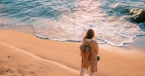 How to be mindful by the sea and feel less stressed