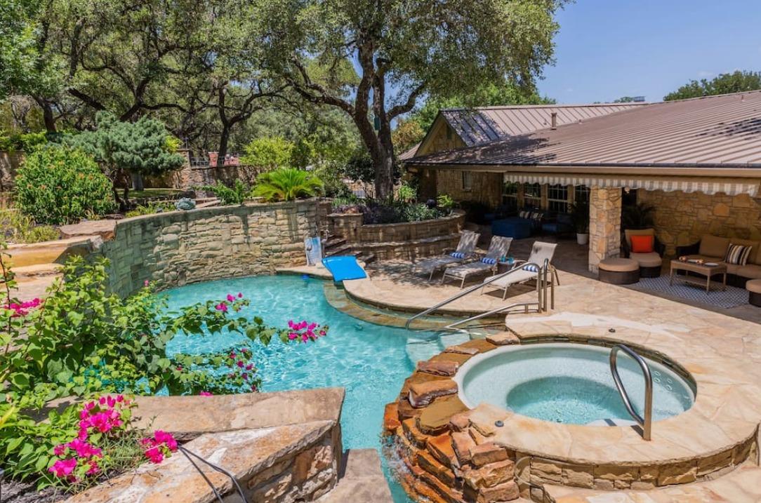 Discover Unique Vacation Rentals in Texas for a One-of-a-Kin...